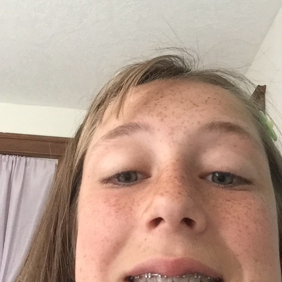 Meet your Posher, Erin - Picture 1 of 1